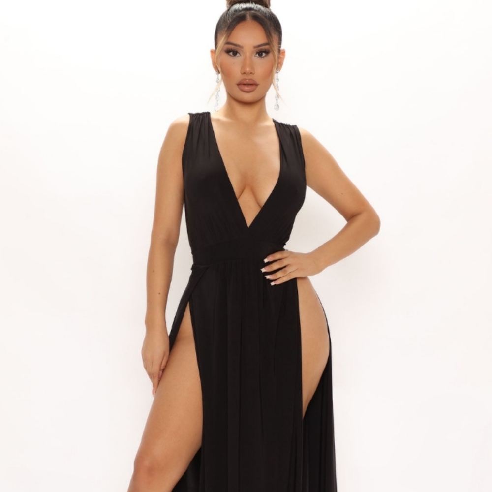 Fashion Nove Love Spree Split hem dress